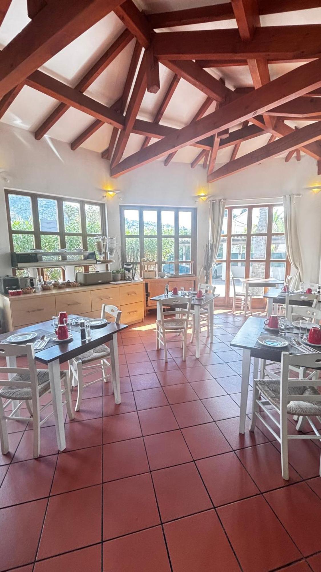 Hotel La Bastide Le Lavandou Eksteriør billede
